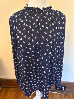 Loft  Navy Blue Long-Sleeve Smocked Neck Floral Blouse Size M EUC